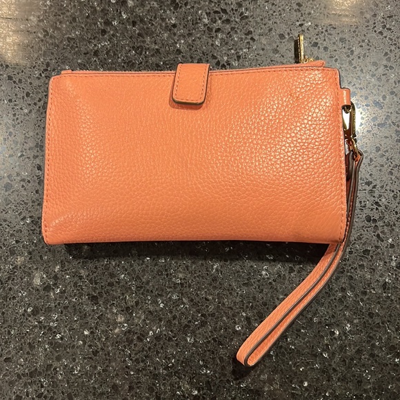 Michael Kors leather smartphone wallet - Picture 3 of 5